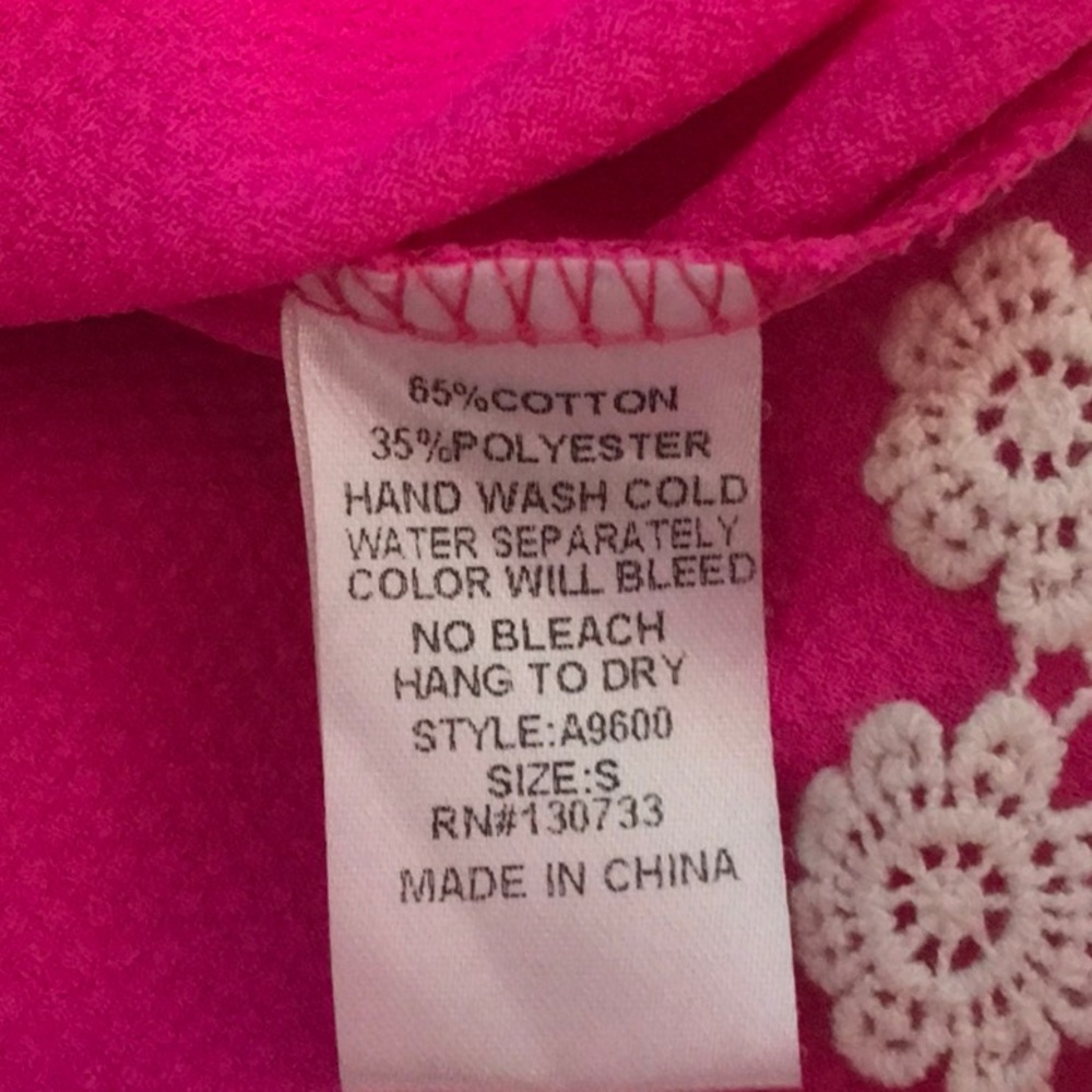 "Vintage Umgee USA hot pink tunic top lace crochet accents hem - Picture 10 of 11